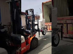 Συσκευή για την παραγωγή ηλεκτρικής ενέργειας από ηλιακή ενέργεια