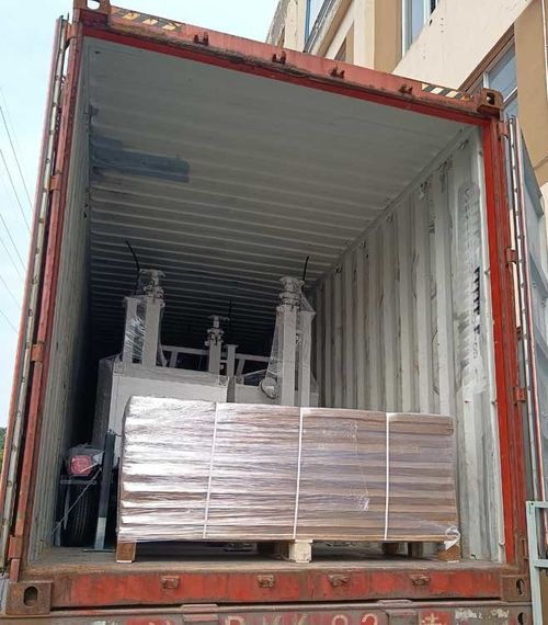 Latest company news about 2*300W ηλιακό ρυμουλκούμενο παρακολούθησης
